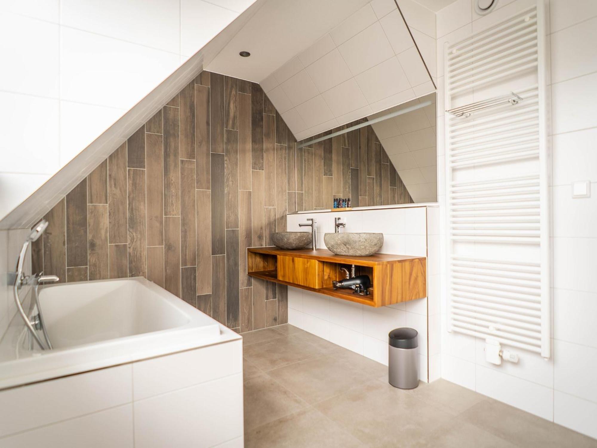 Spacious Bungalow In The Cosy Village 德科克斯多普 外观 照片